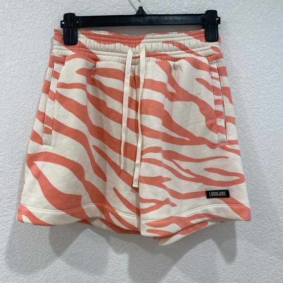 Lorna Jane Voltage Sweat Shorts - Picture 3 of 7